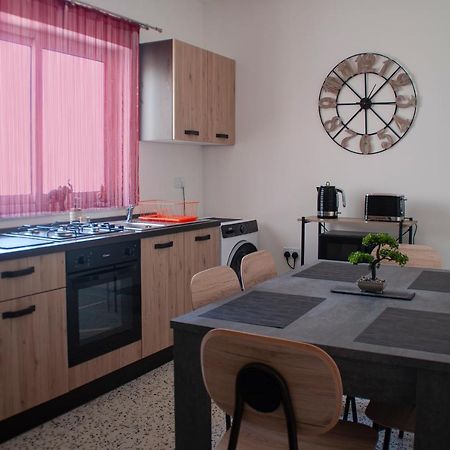 סיינט פול ביי Central Two Bedroom Apartment In Bugibba מראה חיצוני תמונה