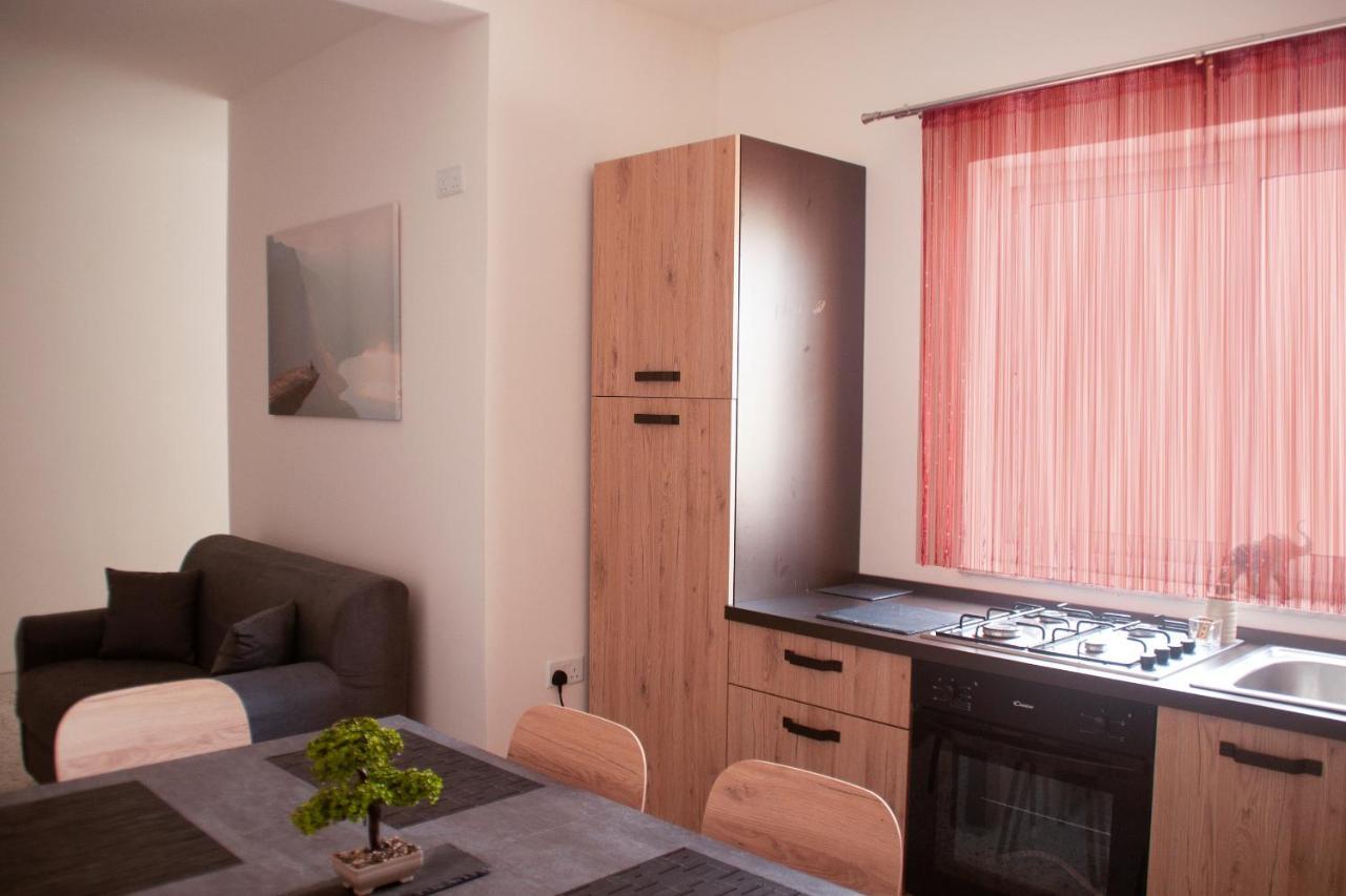 סיינט פול ביי Central Two Bedroom Apartment In Bugibba מראה חיצוני תמונה